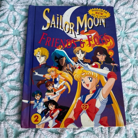 Vintage Sailor Moon VHS & Hardcover book lot - Picture 10 of 13